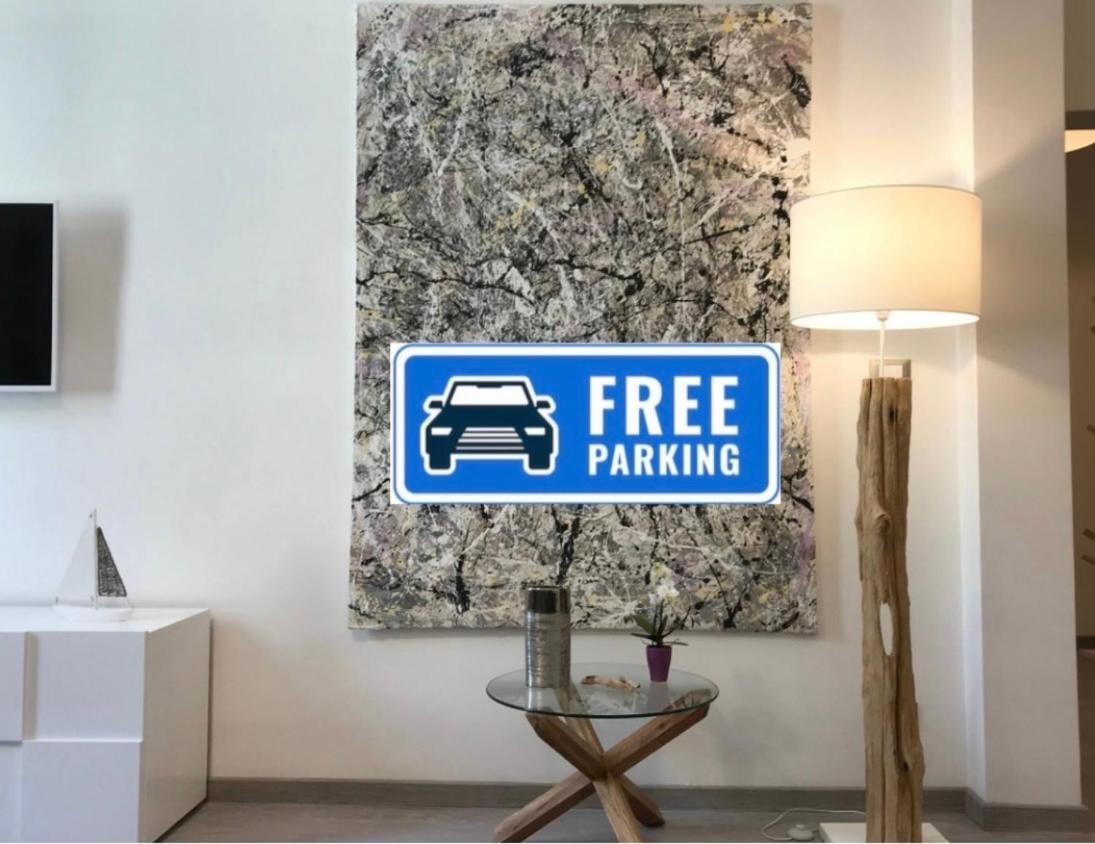Lovely Apt Really Downtown - Free Private Parking Included! - Генуя Экстерьер фото