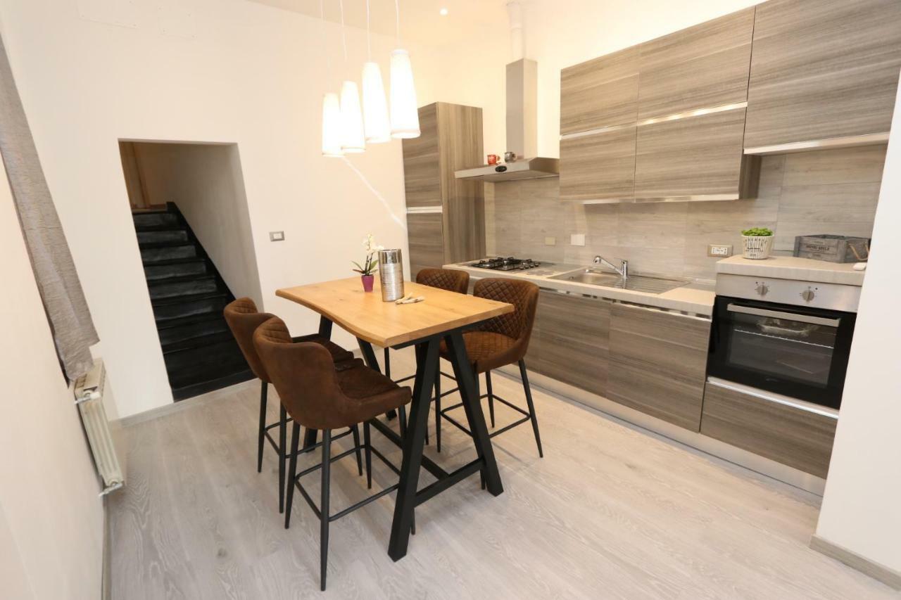 Lovely Apt Really Downtown - Free Private Parking Included! - Генуя Экстерьер фото